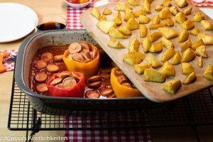 Rezept Gefüllte Paprika mit Currywurst und Kartoffelspalten Pampered Chef®