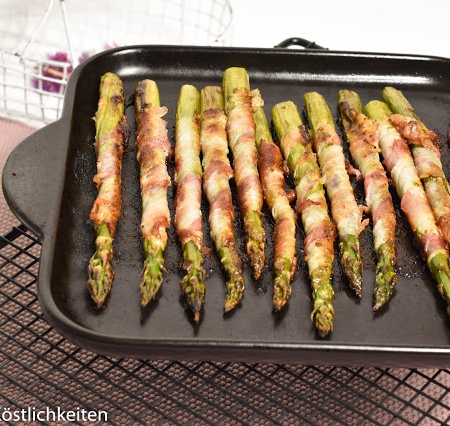 Gegrillter Grüner Spargel mit Bacon